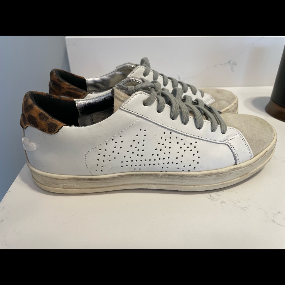 P448 John with leopard detail. Size 38/TTS 7